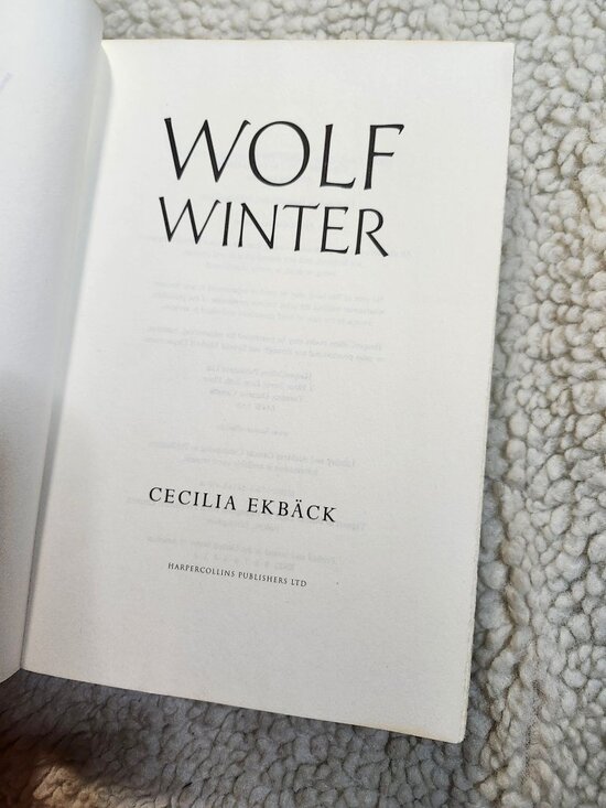 Wolf Winter Cecilia Ekback Paperback 2015 HarperCollins Fiction Novel Used - Picture 9 of 12